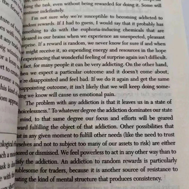 Trading in the Zone: Master the Market with Confidence, Discipline, and a Winning Attitude